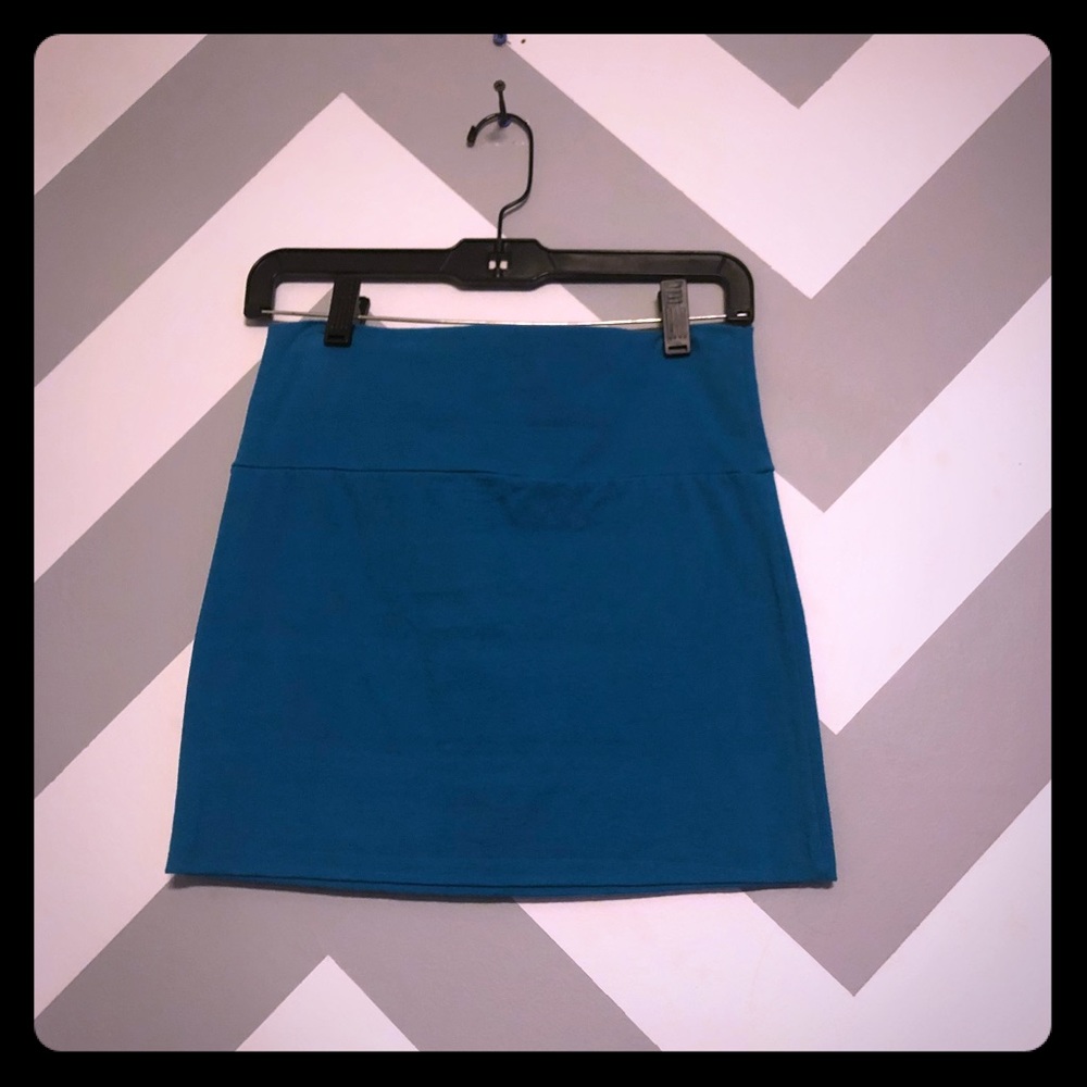 ➡️JUST ADDED⬅️ Teal Mini Skirt